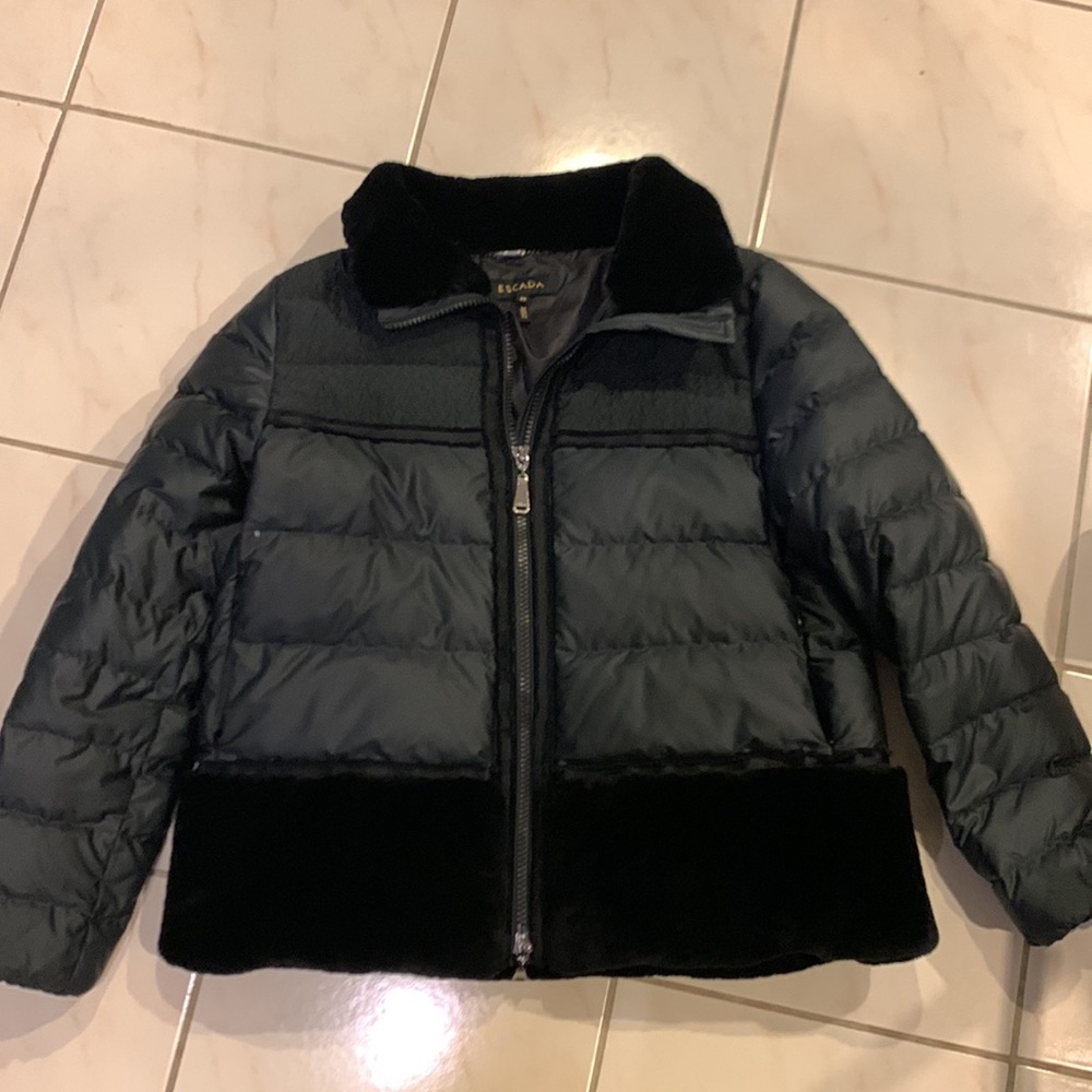 ESCADA PUFFER COAT WITH FUR